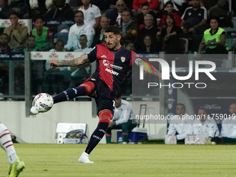 Alessandro Deiola (#14 Cagliari Calcio) participates in the Serie A TIM match between Cagliari Calcio and AC Milan in Italy on November 9, 2...