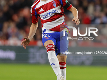 Pablo Saenz of Granada CF plays during the LaLiga Hypermotion match between Granada CF and CD Eldense at Nuevo Los Carmenes Stadium in Grana...