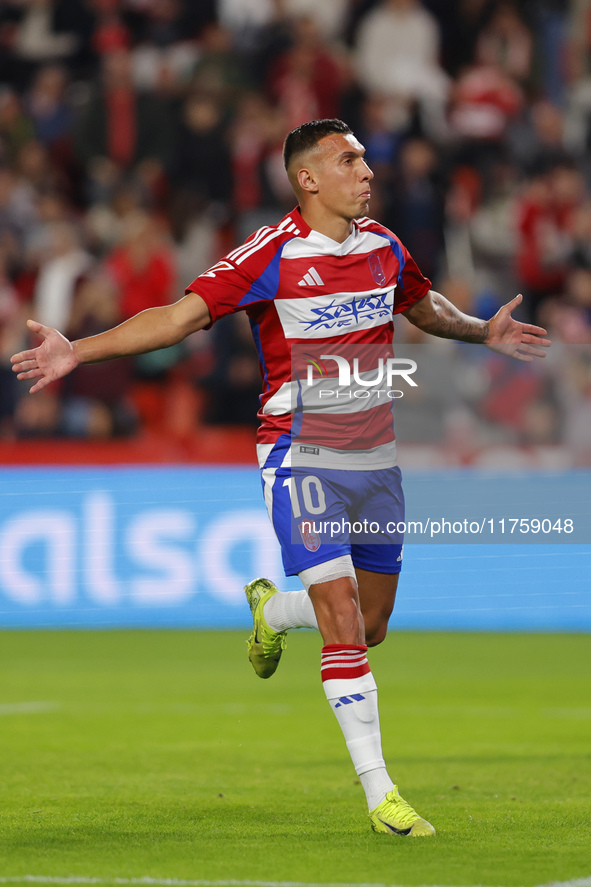 Myrto Uzuni of Granada CF plays during the LaLiga Hypermotion match between Granada CF and CD Eldense at Nuevo Los Carmenes Stadium in Grana...