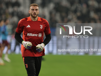 Michele Di Gregorio participates in the Serie A 2024-2025 match between Juventus and Torino in Turin, Italy, on November 9, 2024. (