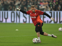 Michele Di Gregorio participates in the Serie A 2024-2025 match between Juventus and Torino in Turin, Italy, on November 9, 2024. (