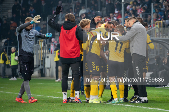 GKS Katowice players celebrate scoring a goal during the game between KS Cracovia and GKS Katowice in Krakow, Poland, on November 9, 2024. T...