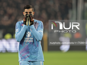 Mattia Perin participates in the Serie A 2024-2025 match between Juventus and Torino in Turin, Italy, on November 9, 2024. (