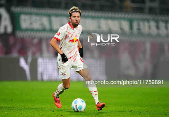 Kevin Kampl of Leipzig  controls the ball during the Bundesliga match between RB Leipzig and Borussia Mönchengladbach at Red Bull arena, Lei...