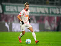 Kevin Kampl of Leipzig  controls the ball during the Bundesliga match between RB Leipzig and Borussia Mönchengladbach at Red Bull arena, Lei...