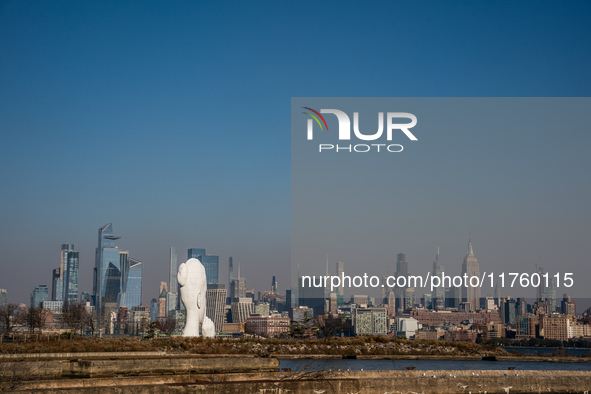 Smoke from New Jersey brush fires fills the sky in New York, U.S., on November 9, 2024. There are at least four active brush fires in New Je...