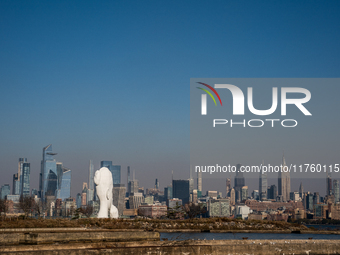 Smoke from New Jersey brush fires fills the sky in New York, U.S., on November 9, 2024. There are at least four active brush fires in New Je...