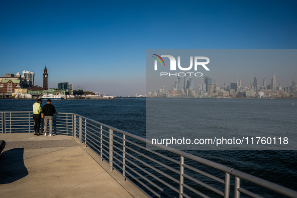 Smoke from New Jersey brush fires fills the sky in New York, U.S., on November 9, 2024. There are at least four active brush fires in New Je...