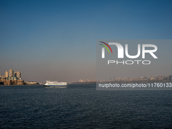 Smoke from New Jersey brush fires fills the sky in New York, U.S., on November 9, 2024. There are at least four active brush fires in New Je...