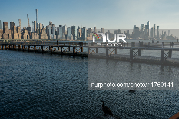 Smoke from New Jersey brush fires fills the sky in New York, U.S., on November 9, 2024. There are at least four active brush fires in New Je...