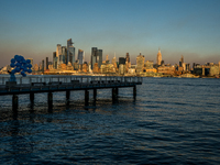 Smoke from New Jersey brush fires fills the sky in New York, U.S., on November 9, 2024. There are at least four active brush fires in New Je...