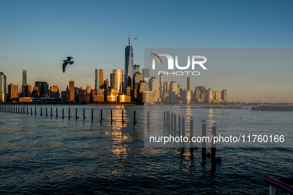 Smoke from New Jersey brush fires fills the sky in New York, U.S., on November 9, 2024. There are at least four active brush fires in New Je...