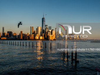 Smoke from New Jersey brush fires fills the sky in New York, U.S., on November 9, 2024. There are at least four active brush fires in New Je...