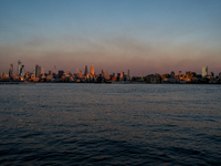 Smoke from New Jersey brush fires fills the sky in New York, U.S., on November 9, 2024. There are at least four active brush fires in New Je...