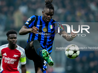 Yann Aurel Bisseck of FC Internazionale during the UEFA Champions League 2024/25 League Phase MD4 match between FC Internazionale and Arsena...