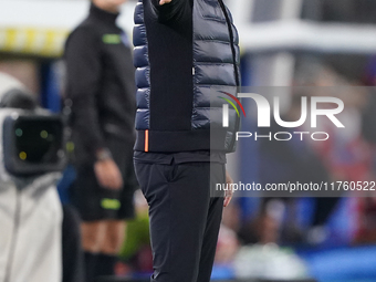 Roberto D'Aversa, head coach of Empoli FC, watches the Serie A match between US Lecce and Empoli in Lecce, Italy, on November 8, 2024. (