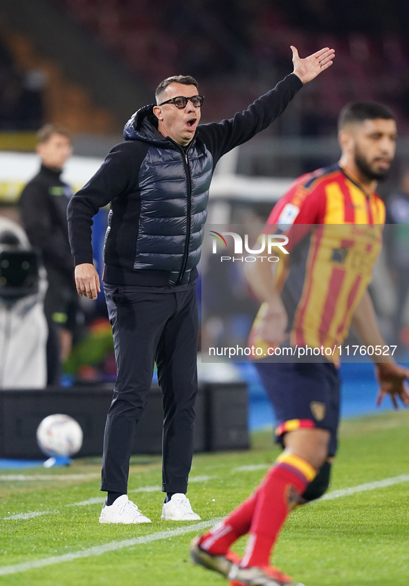 Roberto D'Aversa, head coach of Empoli FC, watches the Serie A match between US Lecce and Empoli in Lecce, Italy, on November 8, 2024. 