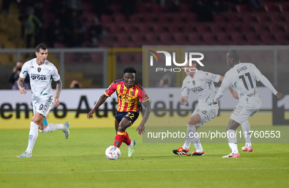 Lameck Banda of US Lecce is in action during the Serie A match between US Lecce and Empoli in Lecce, Italy, on November 8, 2024. 