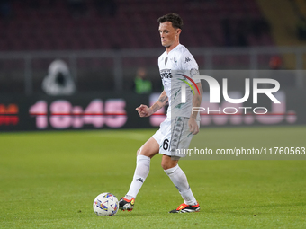 Liam Henderson of Empoli FC is in action during the Serie A match between US Lecce and Empoli in Lecce, Italy, on November 8, 2024. (