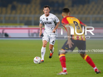 Liam Henderson of Empoli FC is in action during the Serie A match between US Lecce and Empoli in Lecce, Italy, on November 8, 2024. (