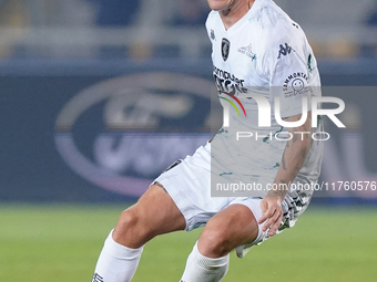 Liam Henderson of Empoli FC is in action during the Serie A match between US Lecce and Empoli in Lecce, Italy, on November 8, 2024. (