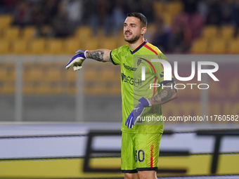 Wladimiro Falcone of US Lecce is in action during the Serie A match between US Lecce and Empoli in Lecce, Italy, on November 8, 2024. (