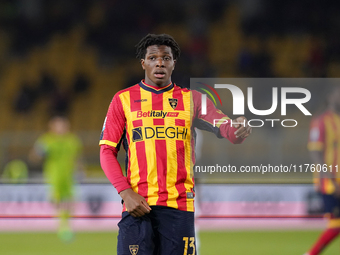 Patrick Dorgu of US Lecce is in action during the Serie A match between US Lecce and Empoli in Lecce, Italy, on November 8, 2024. (