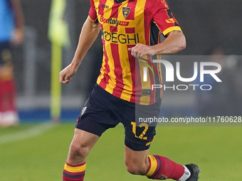 Frederic Gilbert of US Lecce plays during the Serie A match between US Lecce and Empoli in Lecce, Italy, on November 8, 2024. (