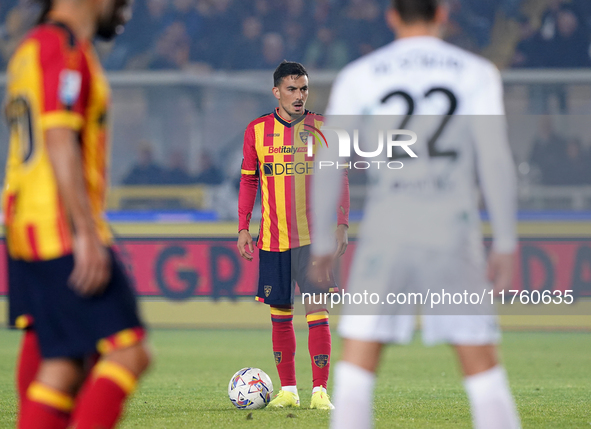 Nicola Sansone of US Lecce is in action during the Serie A match between US Lecce and Empoli in Lecce, Italy, on November 8, 2024. 