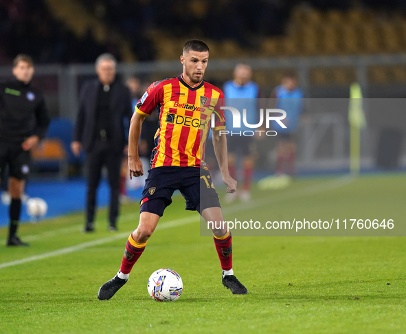 Frederic Gilbert of US Lecce plays during the Serie A match between US Lecce and Empoli in Lecce, Italy, on November 8, 2024. 