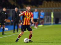 Frederic Gilbert of US Lecce plays during the Serie A match between US Lecce and Empoli in Lecce, Italy, on November 8, 2024. (