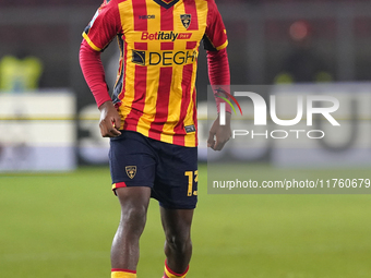 Patrick Dorgu of US Lecce is in action during the Serie A match between US Lecce and Empoli in Lecce, Italy, on November 8, 2024. (