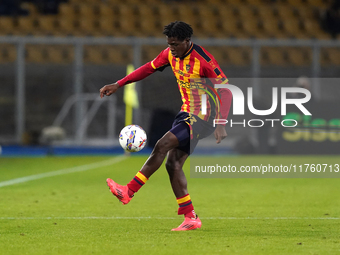 Patrick Dorgu of US Lecce is in action during the Serie A match between US Lecce and Empoli in Lecce, Italy, on November 8, 2024. (