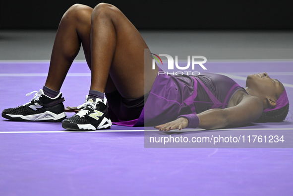 RIYADH, SAUDI ARABIA - NOVEMBER 09: Coco Gauff of USA celebrates as she wins the Final match against Quinwen Zheng of China on Day 8 of the...