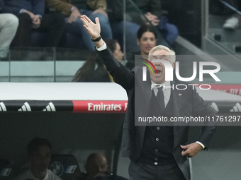 Carlo Ancelotti head coach of Real Madrid gives instructions during the La Liga match between Real Madrid CF and CA Osasuna at Estadio Santi...