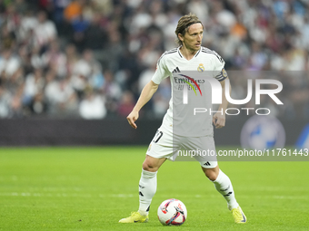 Luka Modric central midfield of Real Madrid and Croatia during the La Liga match between Real Madrid CF and CA Osasuna at Estadio Santiago B...