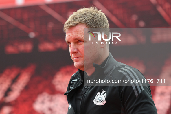 Eddie Howe is the manager of Newcastle United during the Premier League match between Nottingham Forest and Newcastle United at the City Gro...