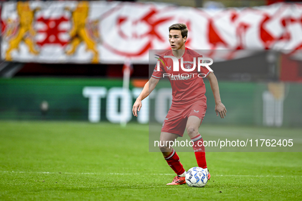 FC Twente midfielder Carel Eiting plays during the match between Twente and Ajax at the Grolsch Veste stadium for the Dutch Eredivisie seaso...