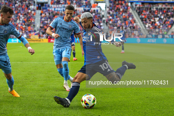 Luciano Acosta of Cincinnati appears during the 2024 MLS Cup Playoffs Round One match between FC Cincinnati and New York City FC at TQL Stad...