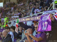 Supporters of ACF Fiorentina during the Italian Serie A football match between ACF Fiorentina and Hellas Verona FC ,on November 10 , 2024 at...