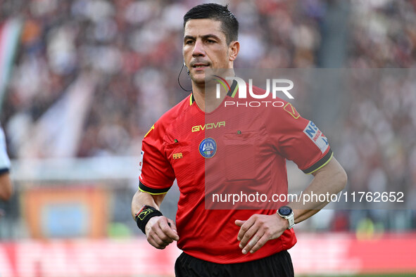 Referee Gianluca Manganiello officiates during the 12th day of the Serie A Championship between A.S. Roma and Bologna F.C. at the Olympic St...