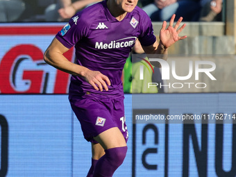 Pietro Comuzzo of ACF Fiorentina controls the ball during the Italian Serie A football match between ACF Fiorentina and Hellas Verona FC ,on...