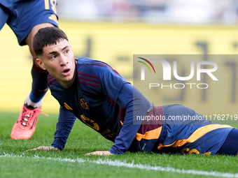 Matias Soule' of AS Roma looks dejected during the Serie A Enilive match between AS Roma and Bologna FC at Stadio Olimpico on November 10, 2...