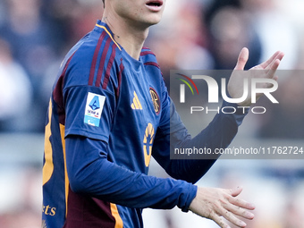 Matias Soule' of AS Roma looks dejected during the Serie A Enilive match between AS Roma and Bologna FC at Stadio Olimpico on November 10, 2...