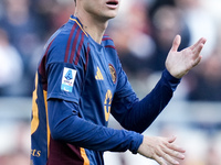 Matias Soule' of AS Roma looks dejected during the Serie A Enilive match between AS Roma and Bologna FC at Stadio Olimpico on November 10, 2...