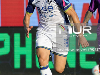 Abdou Harroui of Hellas Verona FC controls the ball during  the Italian Serie A football match between ACF Fiorentina and Hellas Verona FC ,...