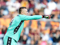 Lukasz Skorupski of Bologna FC gestures during the Serie A Enilive match between AS Roma and Bologna FC at Stadio Olimpico on November 10, 2...