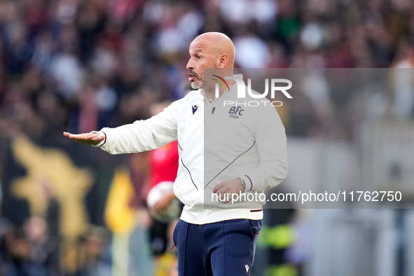 Vincenzo Italiano head coach of Bologna FC gestures during the Serie A Enilive match between AS Roma and Bologna FC at Stadio Olimpico on No...