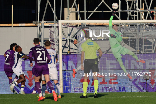 Lorenzo Montipo of Hellas Verona FC controls the ball during  the Italian Serie A football match between ACF Fiorentina and Hellas Verona FC...