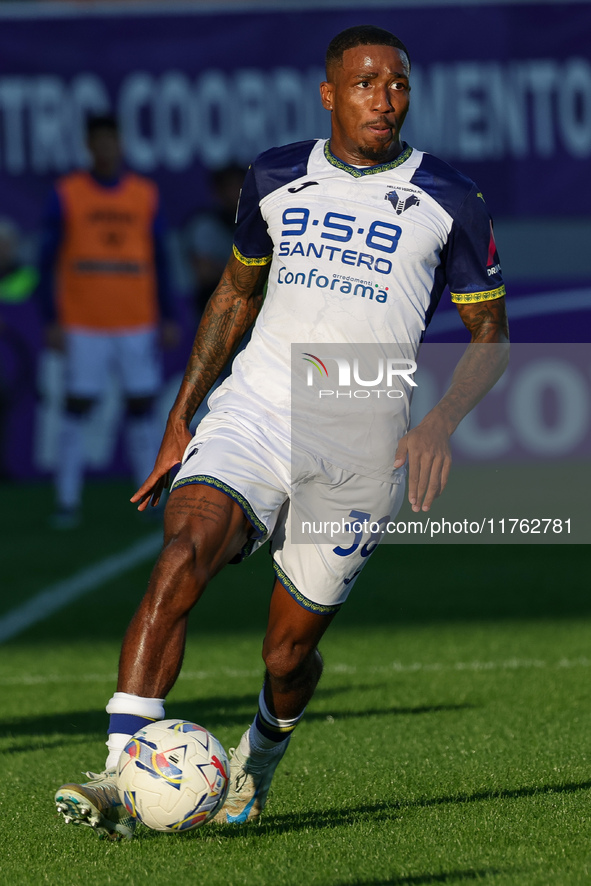 Jackson Tchatchoua of Hellas Verona FC controls the ball during  the Italian Serie A football match between ACF Fiorentina and Hellas Verona...